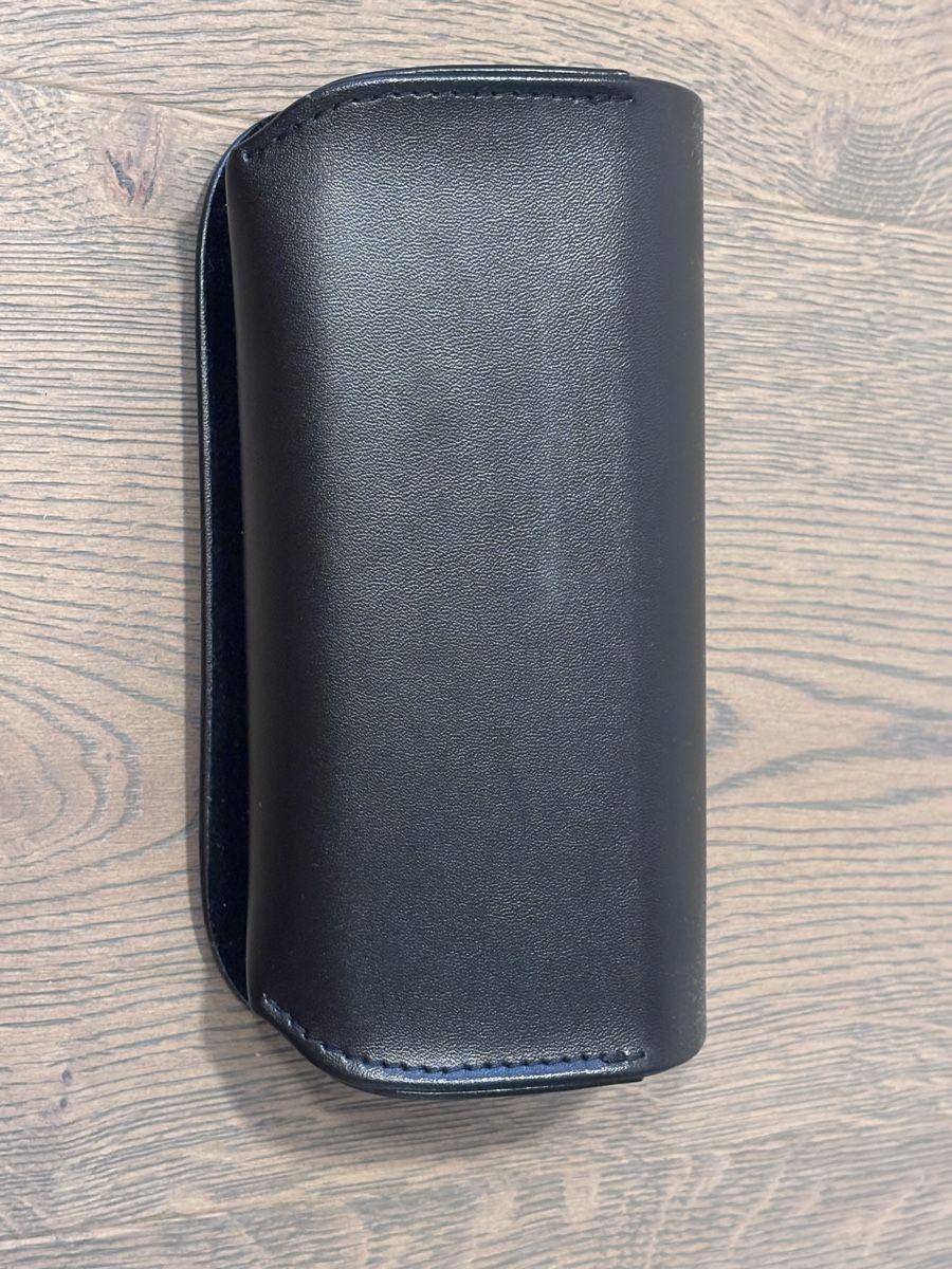Autres vêtements & accessoires: Armani Brillenetui – Neuf (Voir description) à Wetzikon ZH par Deba26 3