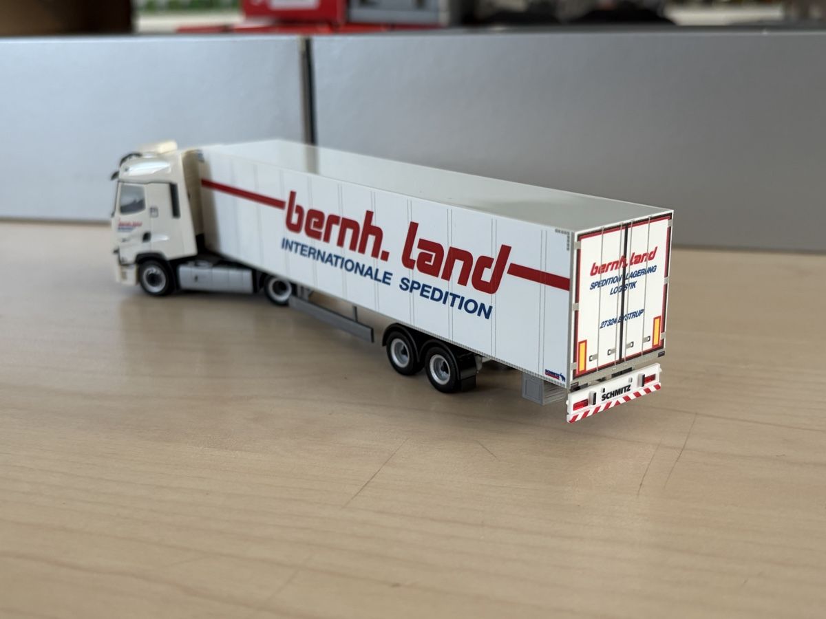 Herpa Modellini d'auto: Renault T Bernhard Land – Nuovo e nell'imballaggio originale da Felben-Wellhausen venduto da Mobil01 1