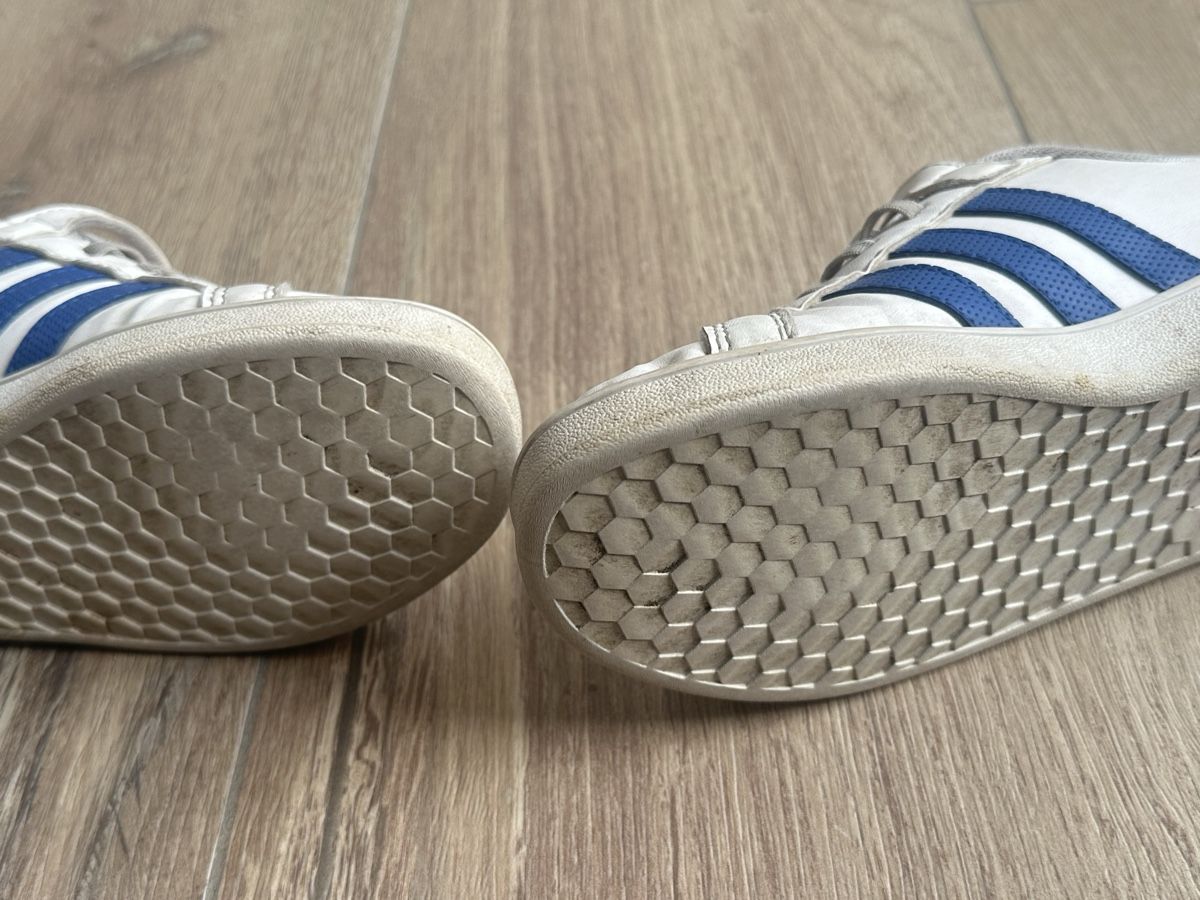 Adidas Chaussures garçon: Chaussures Adidas - Taille 33 – D'occasion à Le Châble VS par 027_aymon 1