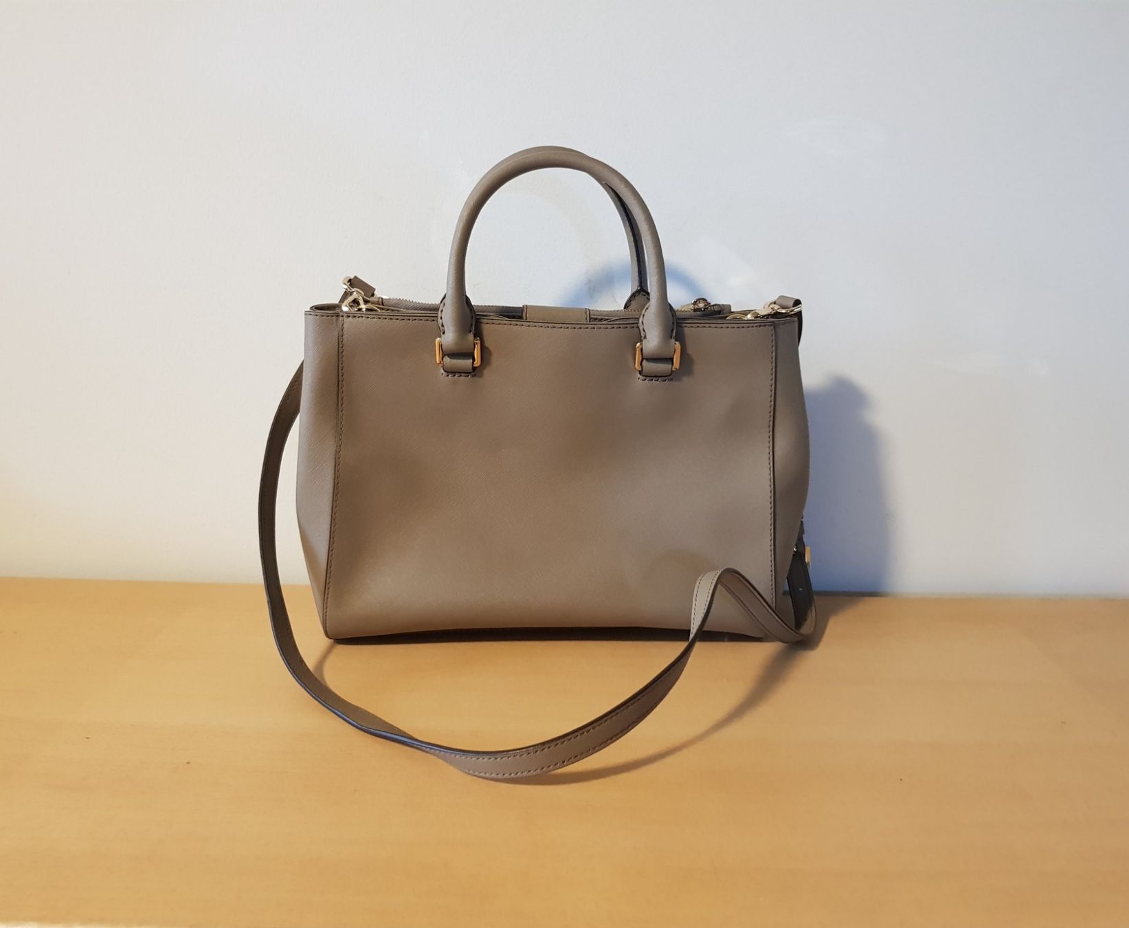 Michael Kors Borse da donna: Michael Kors Handtasche beige – Usato da Basel venduto da Birs868 4