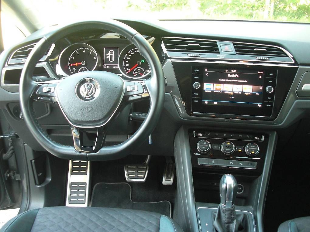 Automobili: VW Touran 1.5 TSI R-Line – Usato da Romont venduto da maximus80 7