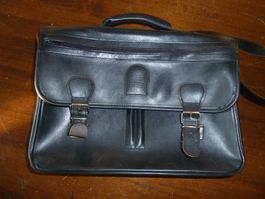 Serviette en cuir vintage