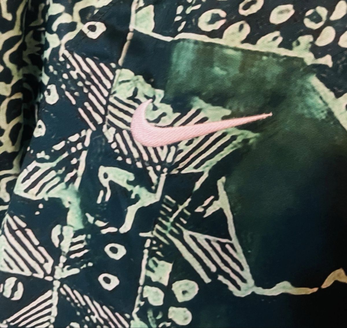 Nike Canottiere & Pantaloni: Nike Trikot Grösse M  – Usato da Cham venduto da Karabase 2