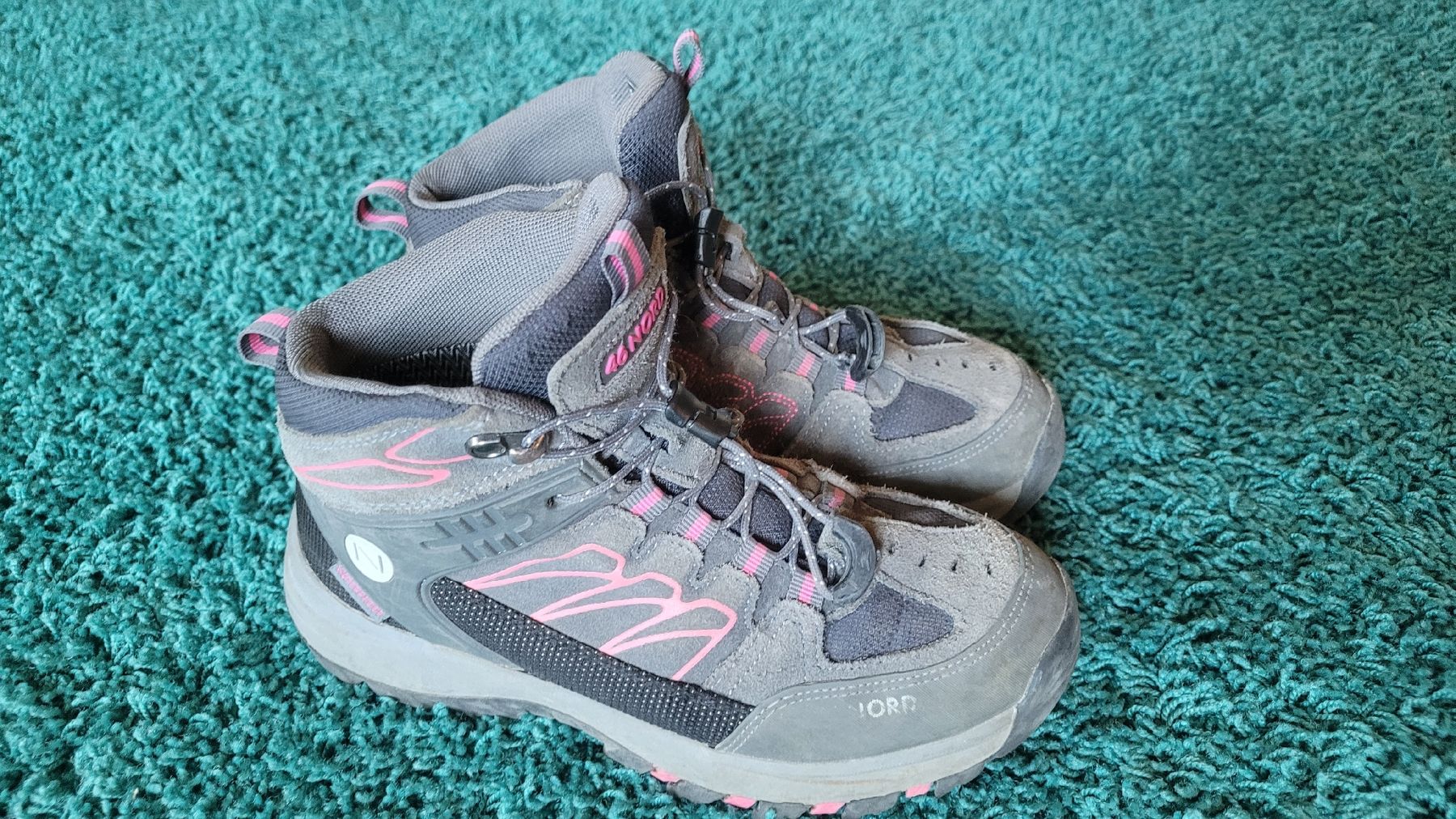 46 Nord Herrenschuhe: 46 Nord Wanderschuhe, Gr. 34 – Gebraucht aus Warth von aussieaussie