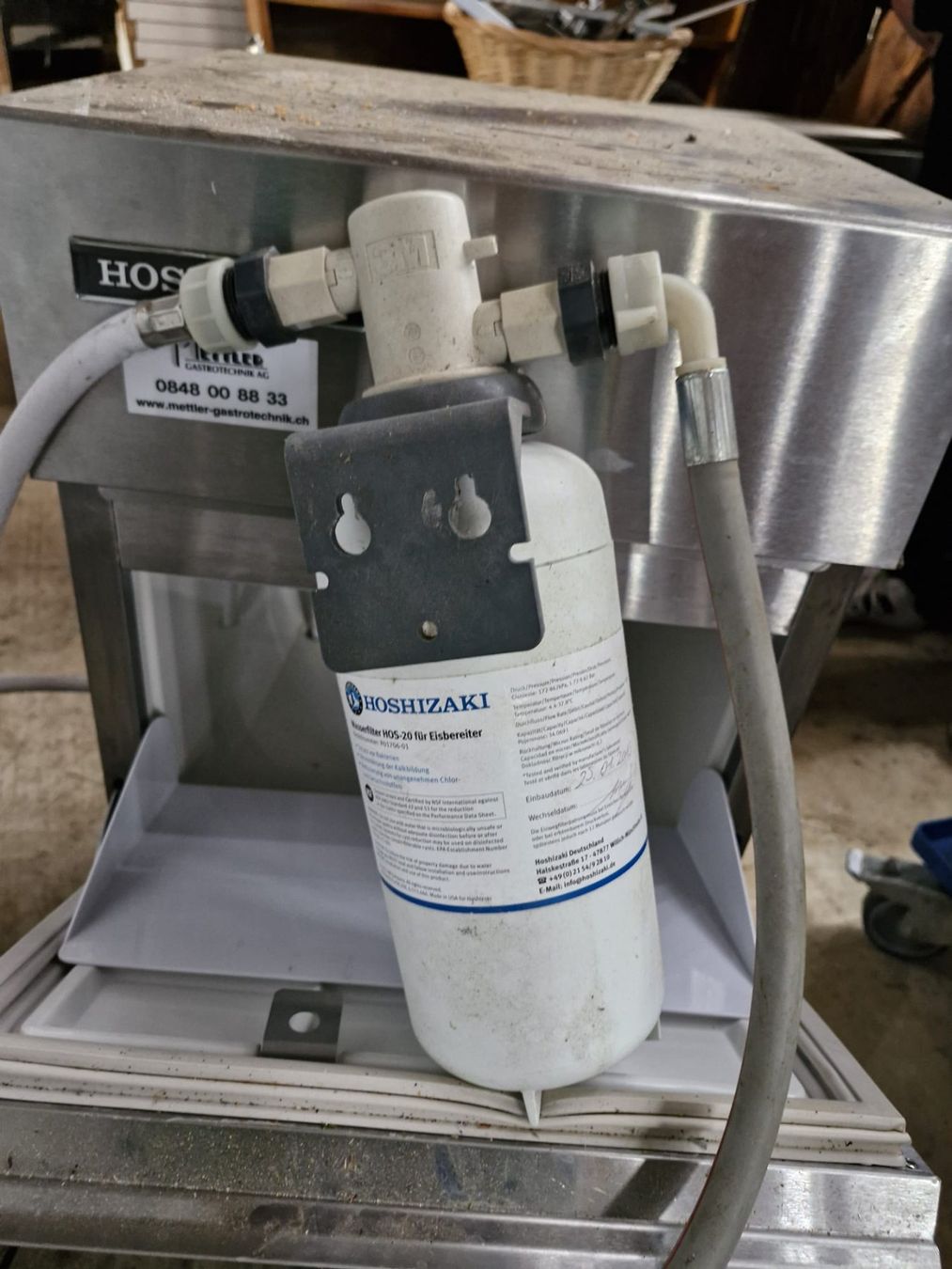 Elettrodomestici da cucina: Eiswürfelmaschine – Usato da Oberhallau venduto da seraina17 2