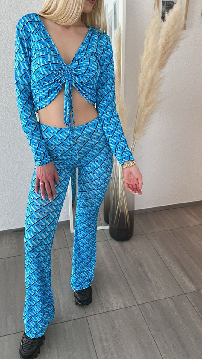 Jumpsuits: Blauer Zweiteiler Gr. S - Figurbetont & stylish – Neu (gemäss Beschreibung) aus St. Gallen von Tina_tina9 1