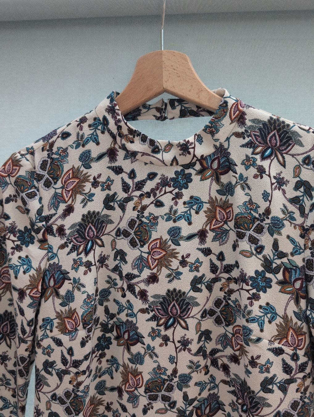 Zara Kleider: Geblümtes Langarm Kleid Zara Grösse S – Gebraucht aus Kirchberg BE von lauraflu 1