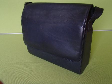 Vintage luxuriöse BRUNO MAGLI blaue Leder  Handtasche
