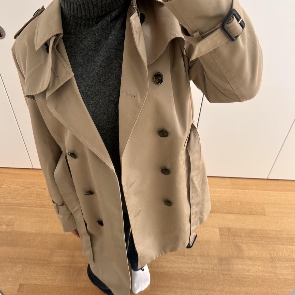 H&M Cappotti: Beige long Trenchcoat from H&M – Nuovo (secondo la descrizione) da Winterthur venduto da tha_fvg2 2