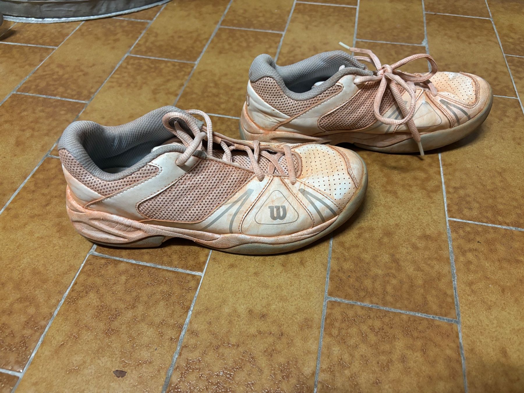 Wilson Herrenschuhe: Wilson Schuhe – Gebraucht aus ZOLLIKON von FamilleArleti 1