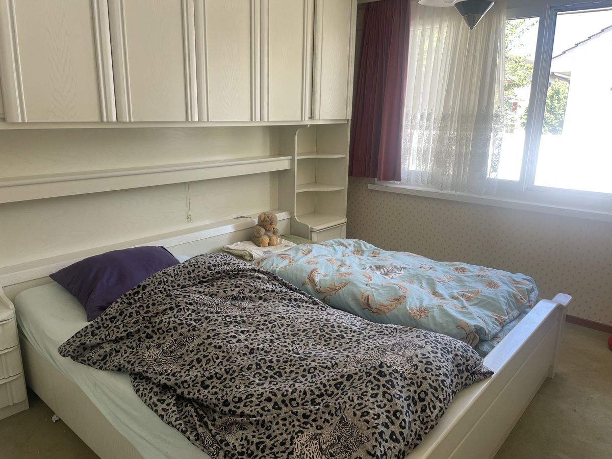 Scaffali: Schlafzimmermöbel inkl. Bett 200/200 cm – Usato da Münchwilen TG venduto da SeHuDoHu