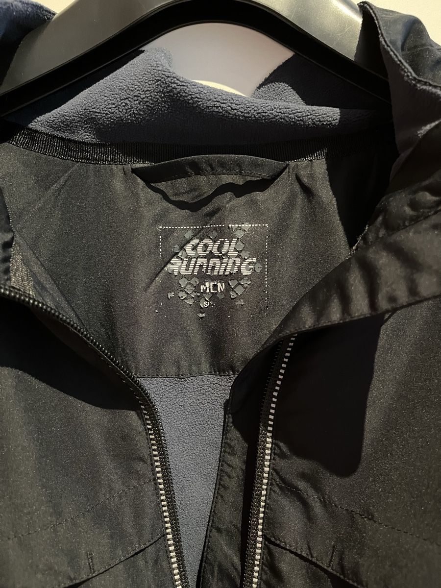 Vestes: Jogging Jacke mit warmem Futter – D'occasion à Ittigen par Baumi11 1