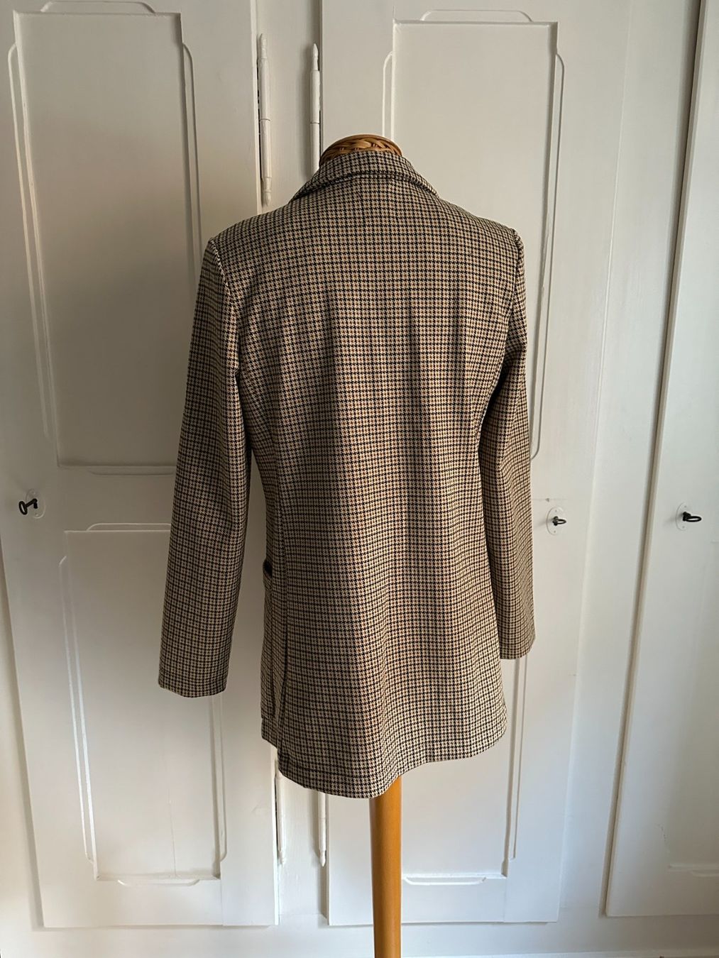 H&M Vestes: Longblazer beige gemustert 36 – D'occasion à Zürich par Diazaio 2