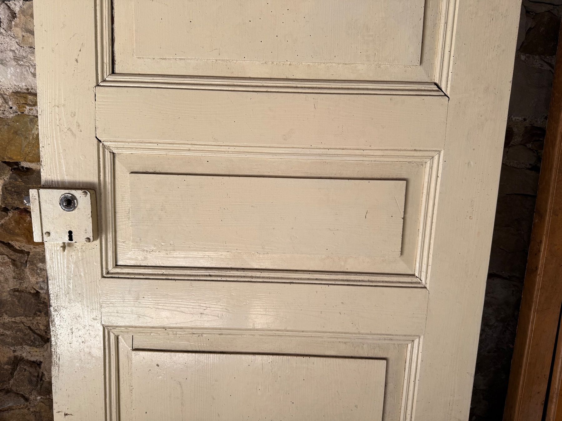 Porte: Alte Holztüre Standort Kleinlützel – Usato da Amden venduto da vipernatter 1