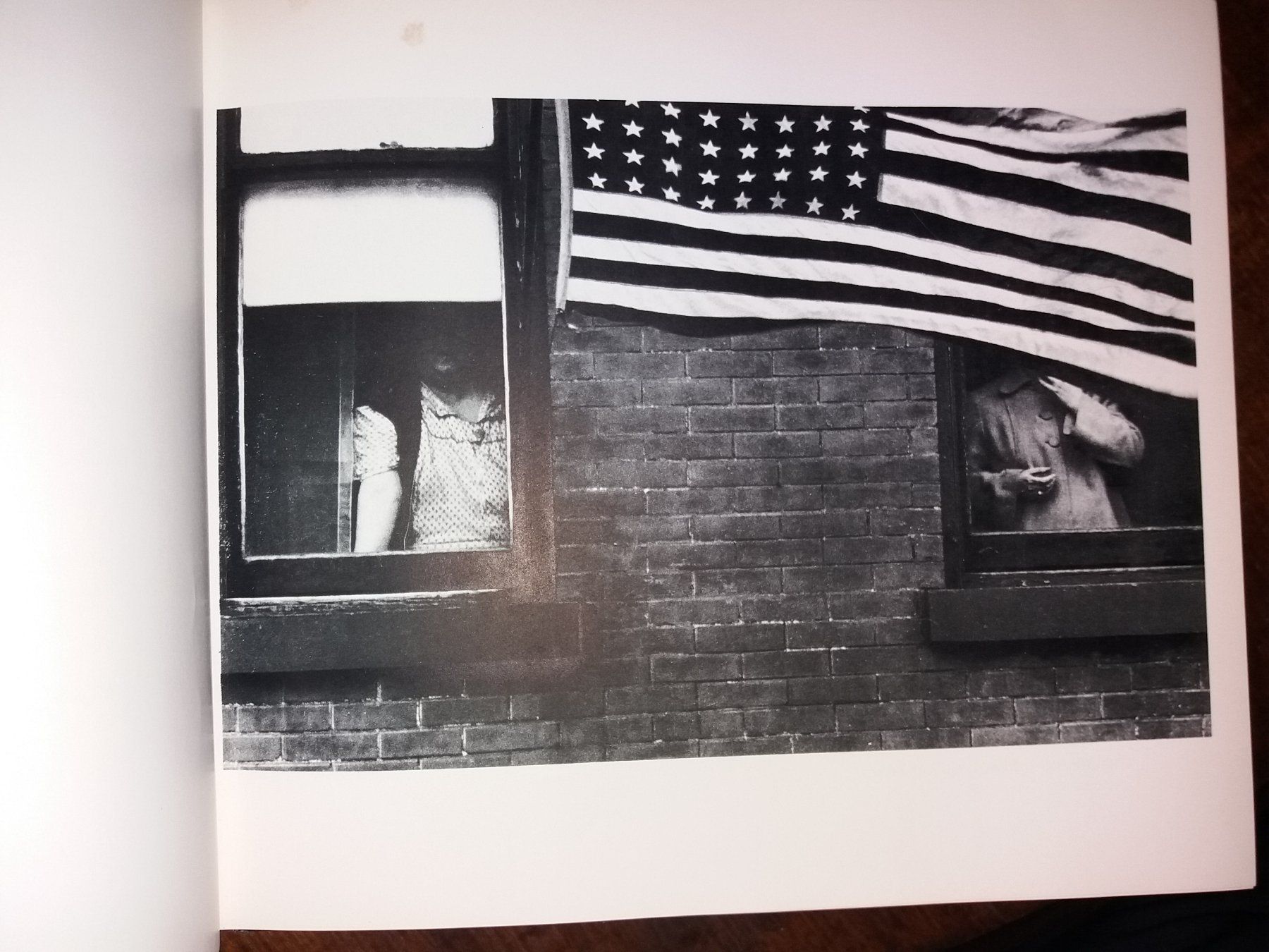 Libri: FOTOKLASSIKER Robert Frank Americans kupfertiefdruck 1969 – Usato da Welschenrohr venduto da Regool 6