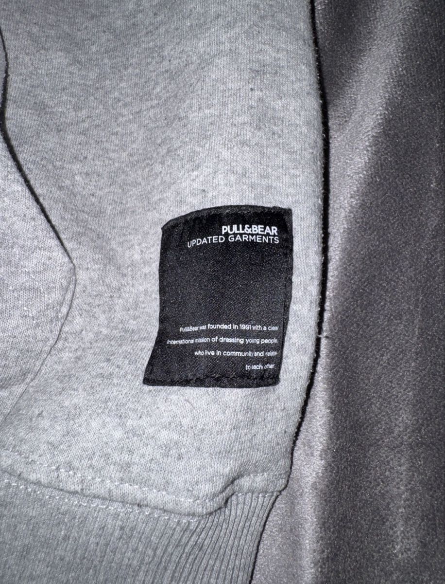 Pulls & Sweat-shirts: PULL&BEAR HOODIE – D'occasion à Muri AG par rah_x6jr 2