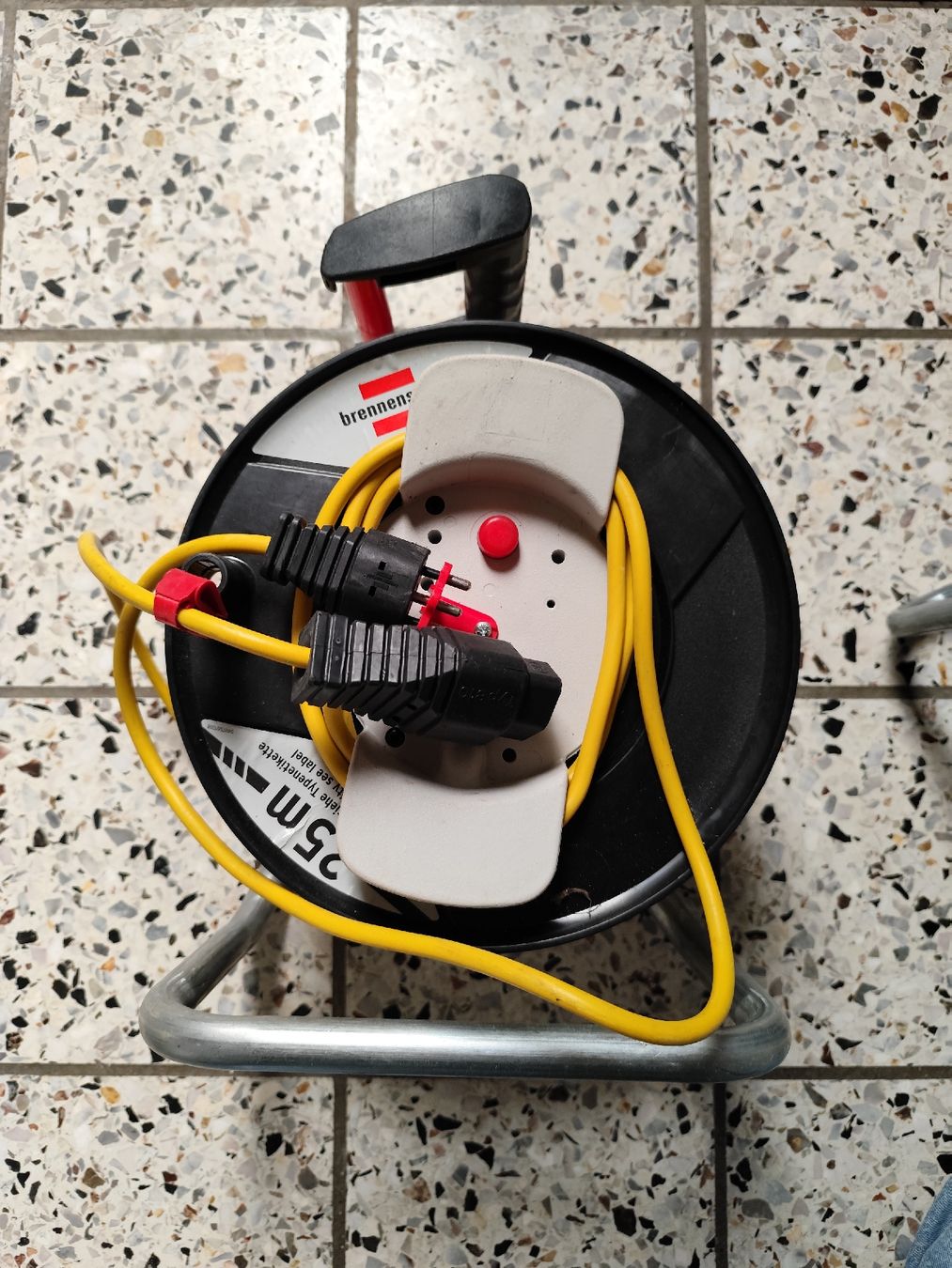 Kabel: Kabelrolle Brennstuhl 25 Meter – Gebraucht aus Brunnen von Kaufrausch7