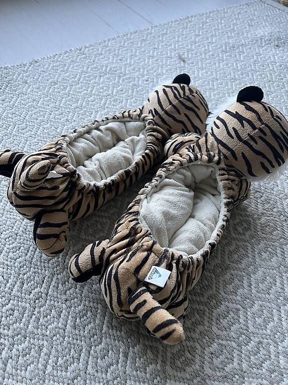 Schutz & Schoner: Kufenschoner Plüsch-Tiger – Gebraucht aus Luzern von ricola50 2
