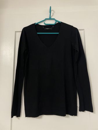 Schwarzer Pullover Gr. S