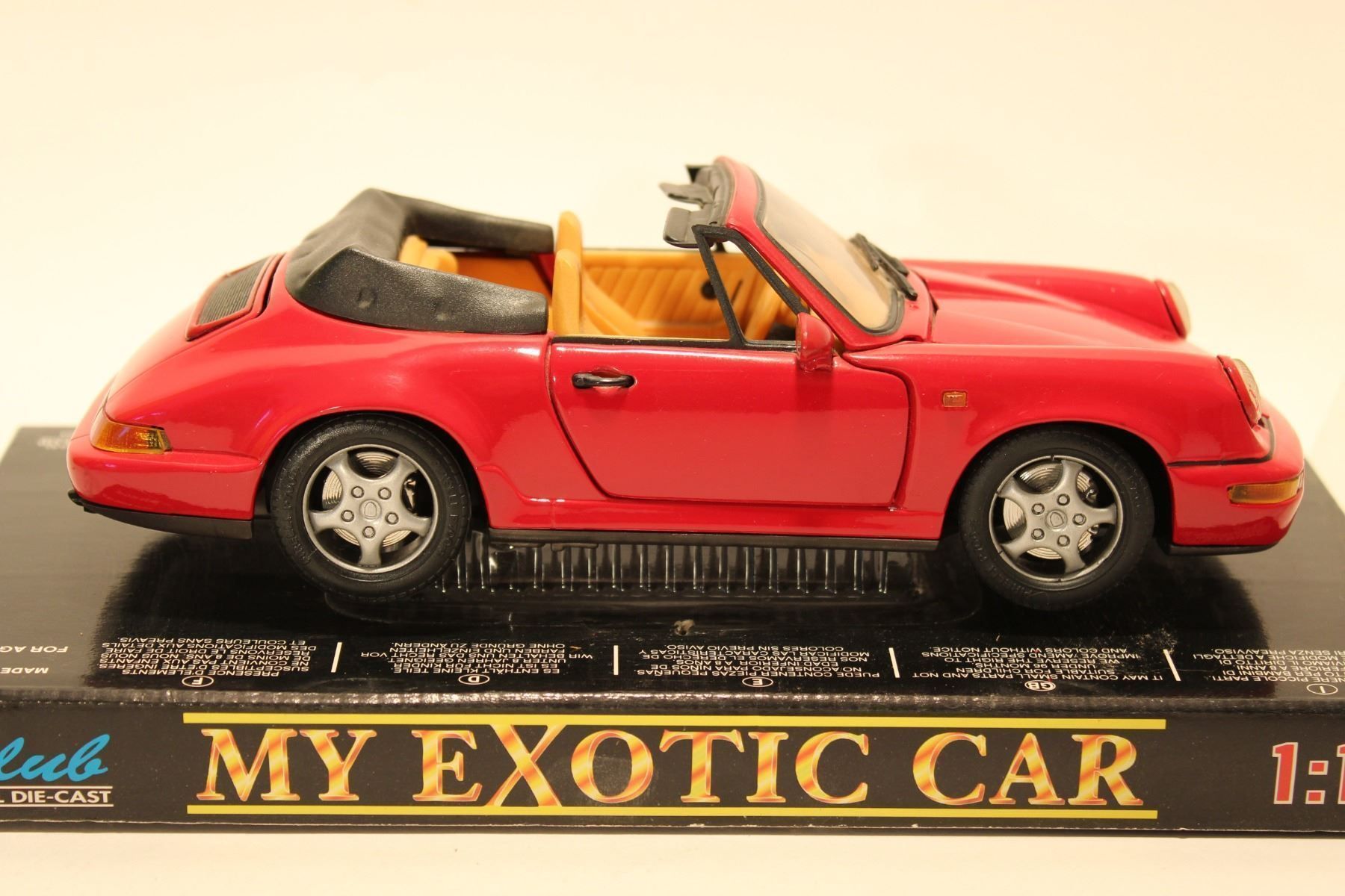 Porsche Modellautos: Porsche 911 Carrera 4 Cabrio, 1:18 – Neu (gemäss Beschreibung) aus Fehraltorf von haefens