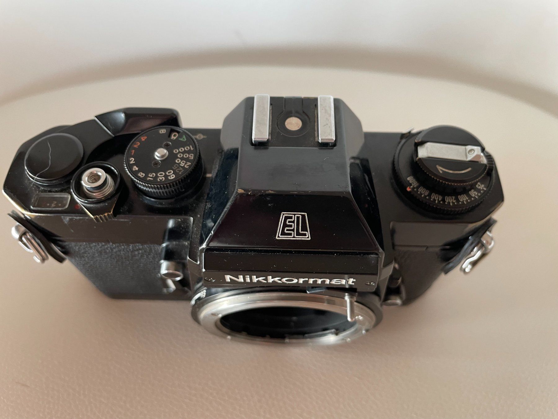 Nikon Fotocamera: Nikon Nikkormat EL Black – Usato da Petit Lancy venduto da gil_hr6v 1