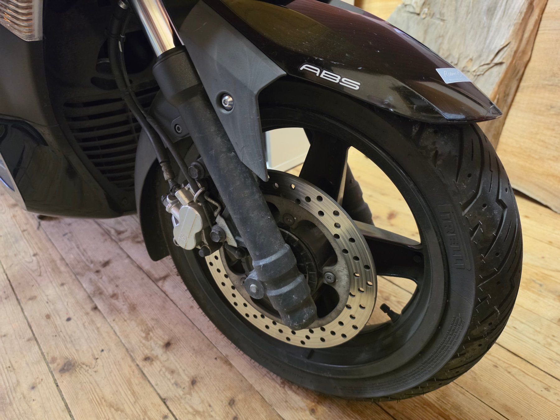 Yamaha Scooter: yamaha yp250ra – Usato da Unterseen venduto da A.Z88 7