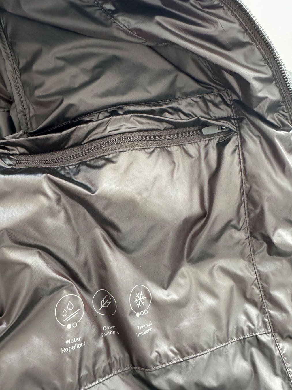 Massimo Dutti Giacche: Massimo Dutti Brown Puffer Jacket – Usato da Bülach venduto da kev_nn8q 9