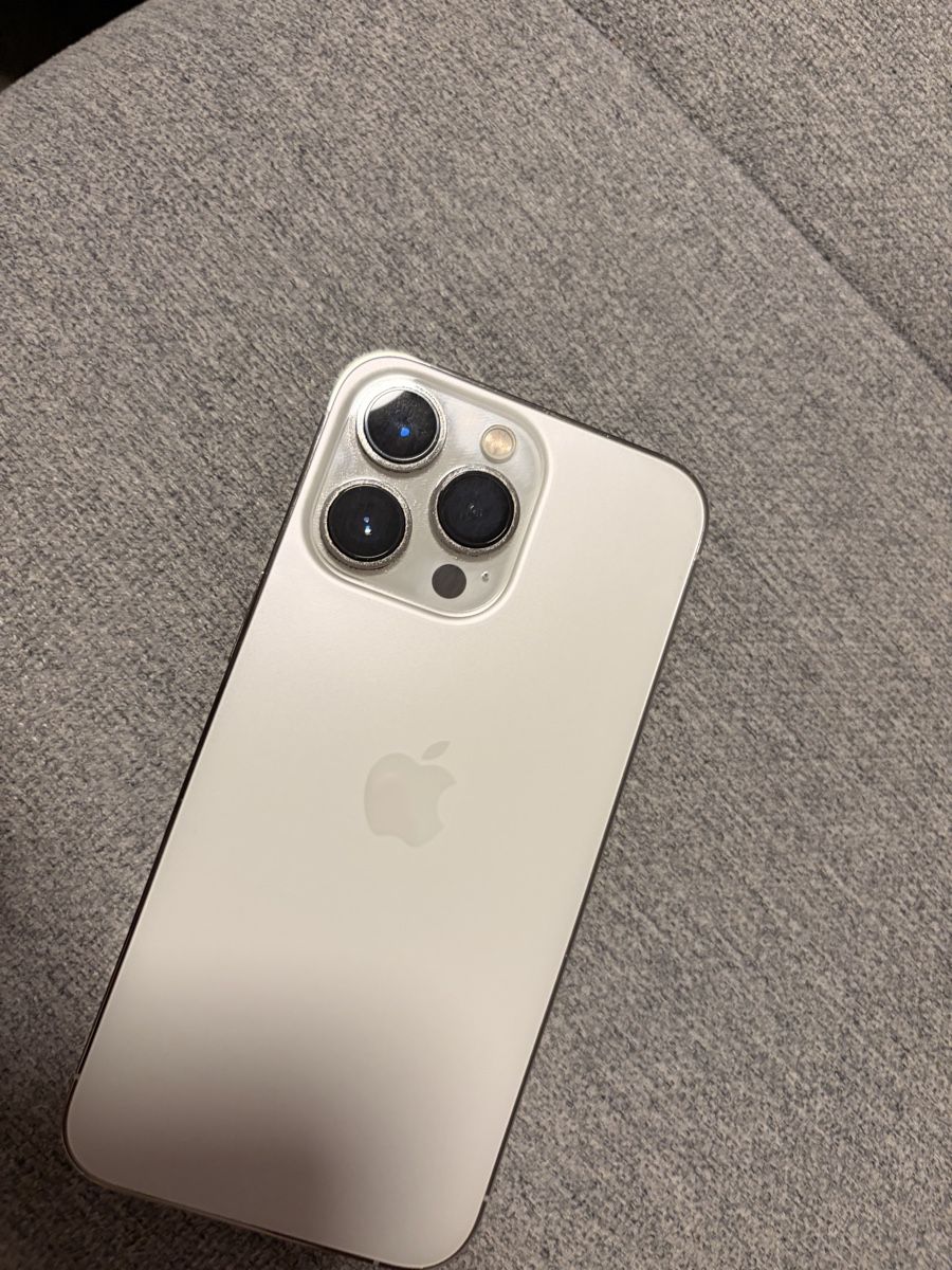 Apple Portables: iPhone 13 Pro iOS 18 – D'occasion à Aarburg par jon_mw9q 8