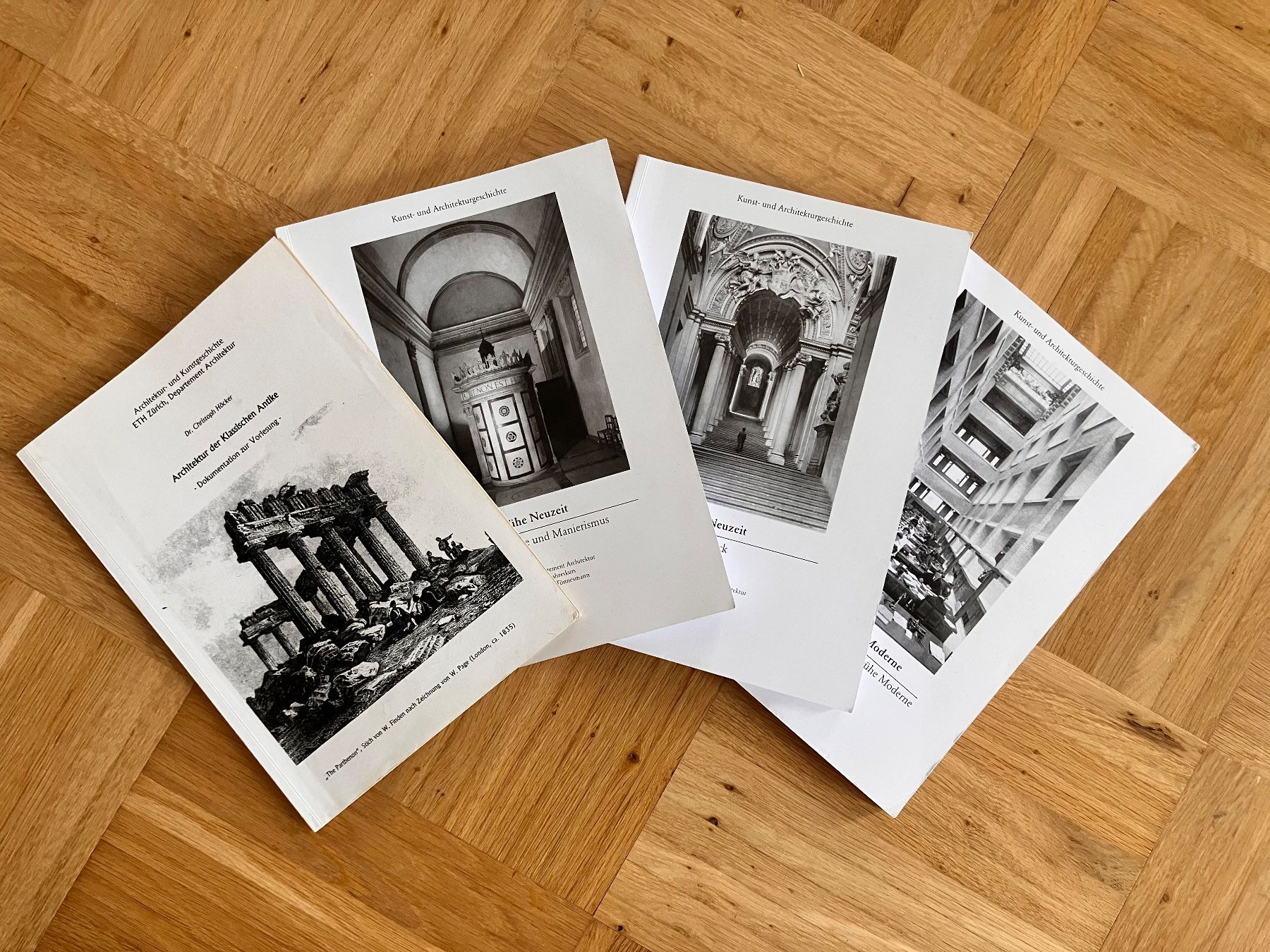 Libri: Kunst-und Architekturgeschichte ETH, Tönnesmann, Höcker – Usato da St.Gallen venduto da michel_simone