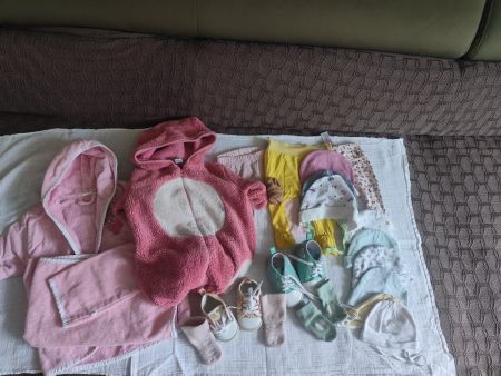 Gemischtes Baby-Mädchen Paket - Kleidung, Mützchen, Schuhe