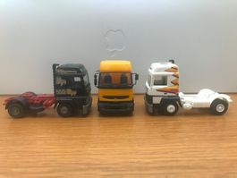 3x Zugmaschinen Renault