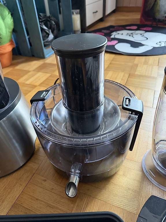 Appareils de cuisine: Philips Avance Collection Küchenmaschine – D'occasion à Hämikon par Spot3 3