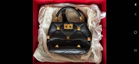 BORSA VALENTINO PRATICAMENTE NUOVA