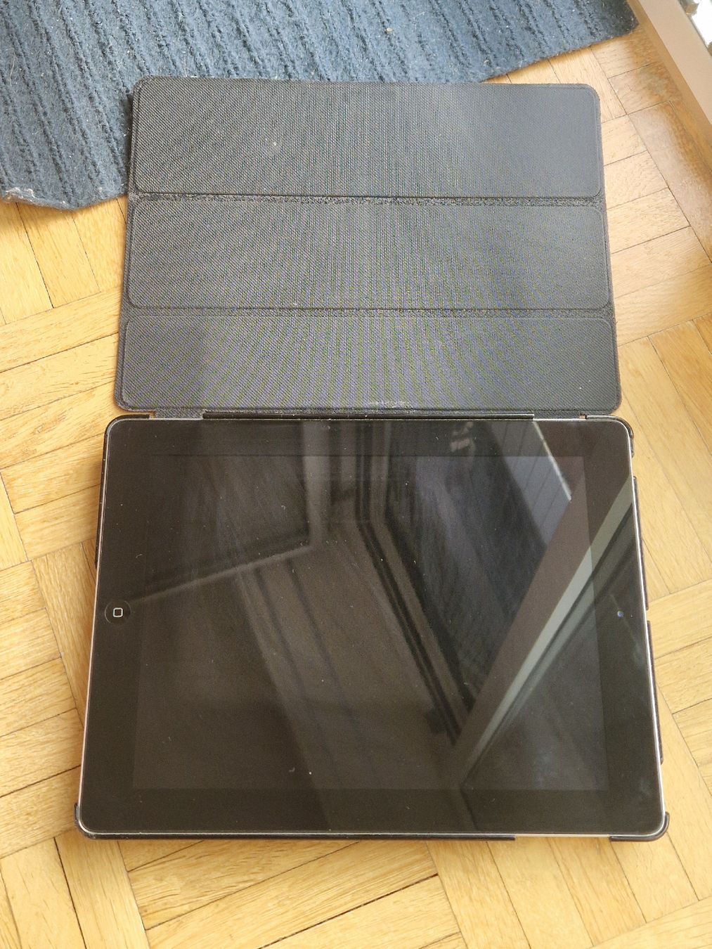 Apple Tablet PC: Apple iPad 64GB 1.Generation  MC707FD/A – Gebraucht aus Nottwil von eri_75kx 3