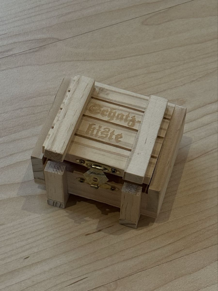 Pietre preziose: Schatzkiste aus Holz mit mini Edelsteinen – Nuovo e nell'imballaggio originale da Tuggen venduto da jess_gls06 1