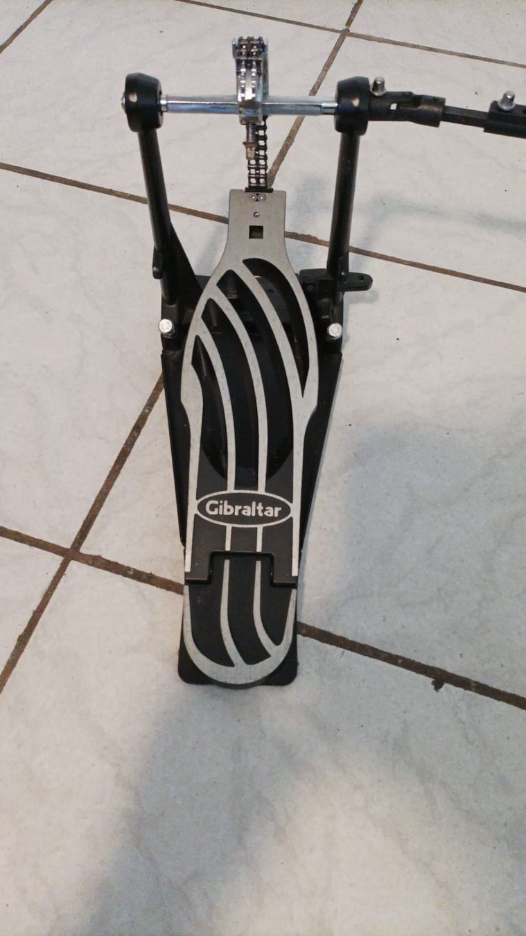 Musikinstrumente: Gibraltar 6611DB Double Pedal – Gebraucht aus Interlaken von Njrgh88 1