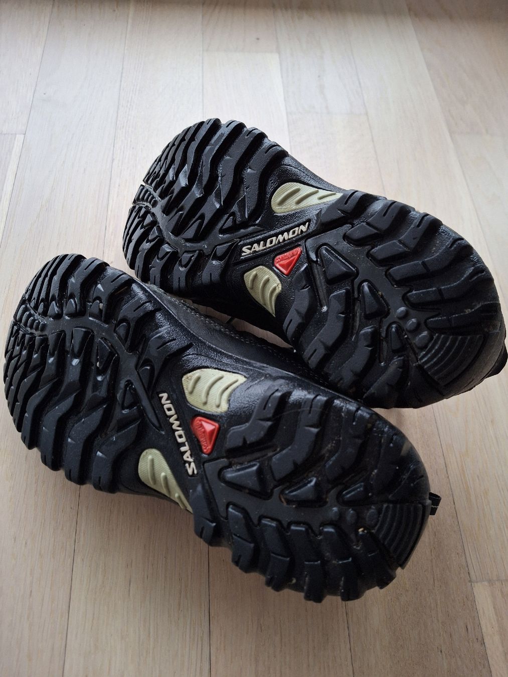 Damenschuhe: Salomon Wanderschuhe – Gebraucht aus Rothenburg von Priska_70 1