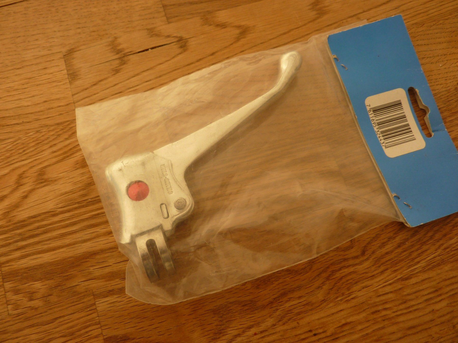 Pezzi di ricambio: Fahrrad Bremsgriff Oldtimer silber NEU original verpackt – Usato da Hochfelden venduto da swissice