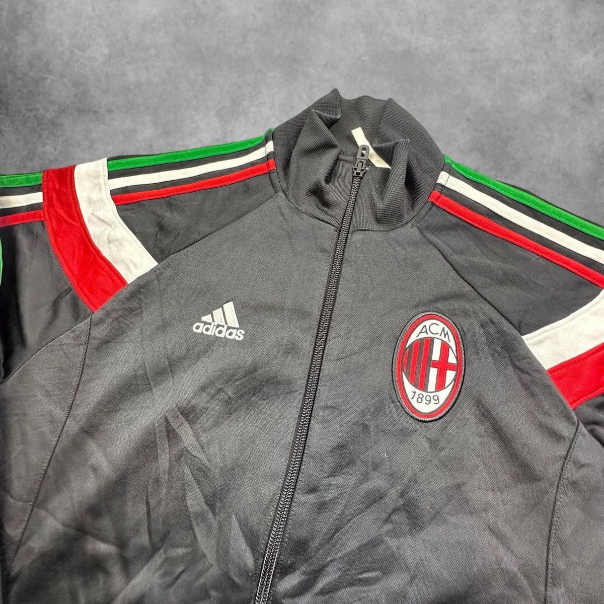 Adidas Giacche: Adidas AC Milan jacket – Usato da Erlinsbach SO venduto da TogaResell 1