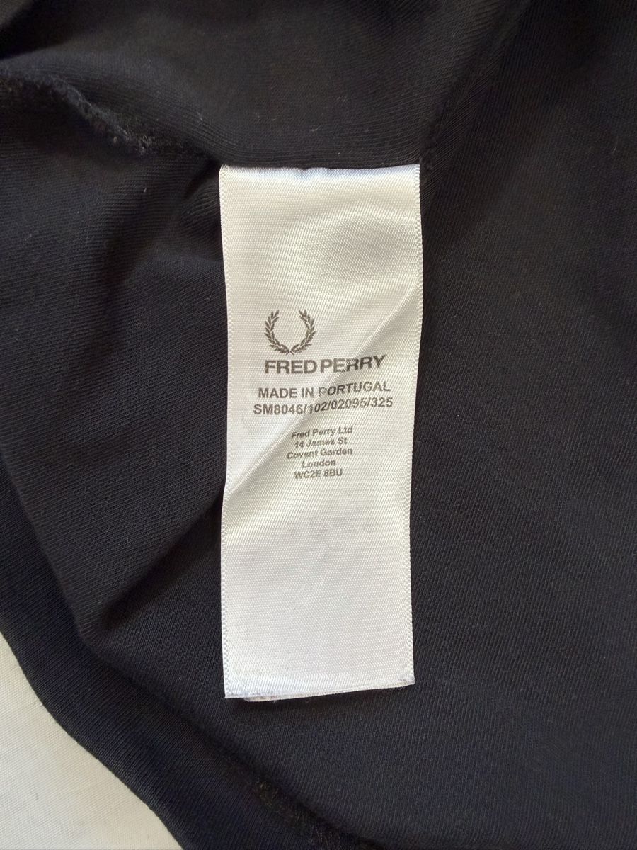 Raf Simons Maglioni & Felpe: Fred Perry x RAF Simons  – Usato da Pfäffikon ZH venduto da Nataliia. 2