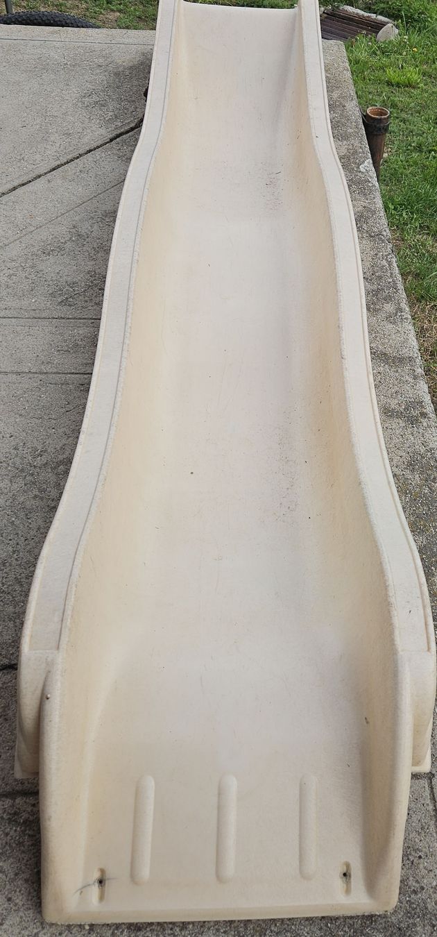 Scivoli: Rutschbahn  Kunststoff beige gebraucht – Usato da Schüpbach venduto da florentine_astor 1