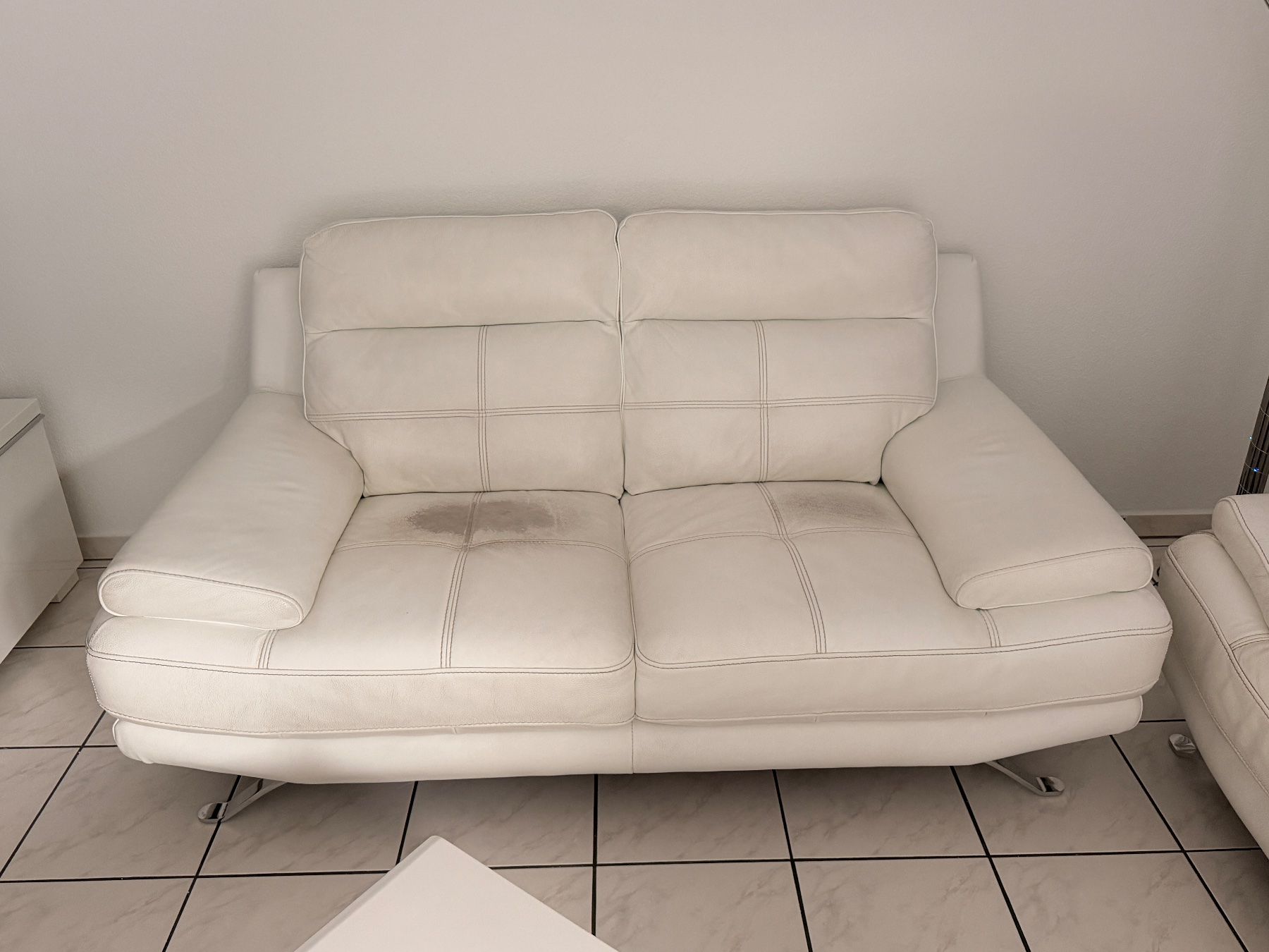 Sofas: Echtleder Sofa ab 1.- – D'occasion à Sursee par dev_5qgw 1