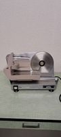 Aufschnittmaschine / Allesschneider - Novamatic Sprint 19