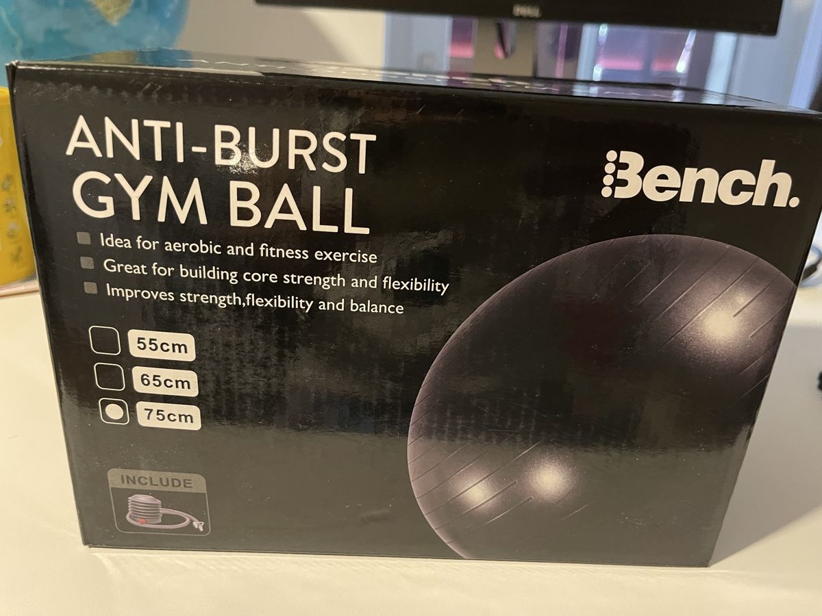 Vélos d'appartement: Bench Gym Ioga Ball 65cm New – Neuf (Voir description) à Dübendorf par thi_655w