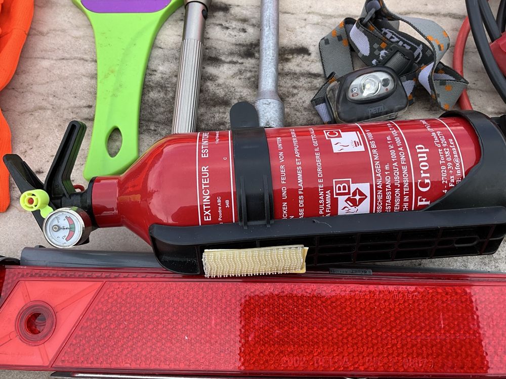 Fabelhafte Feuerloscher Fur Auto Bilder