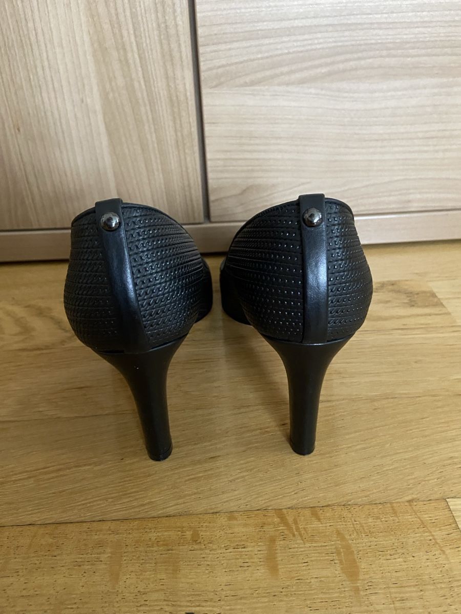 Navyboot Scarpe da donna: SEHR SCHÖNES NAVYBOOT PUMPS GRÖSSE 40 – Nuovo (secondo la descrizione) da Zürich venduto da schneeflocke303 3