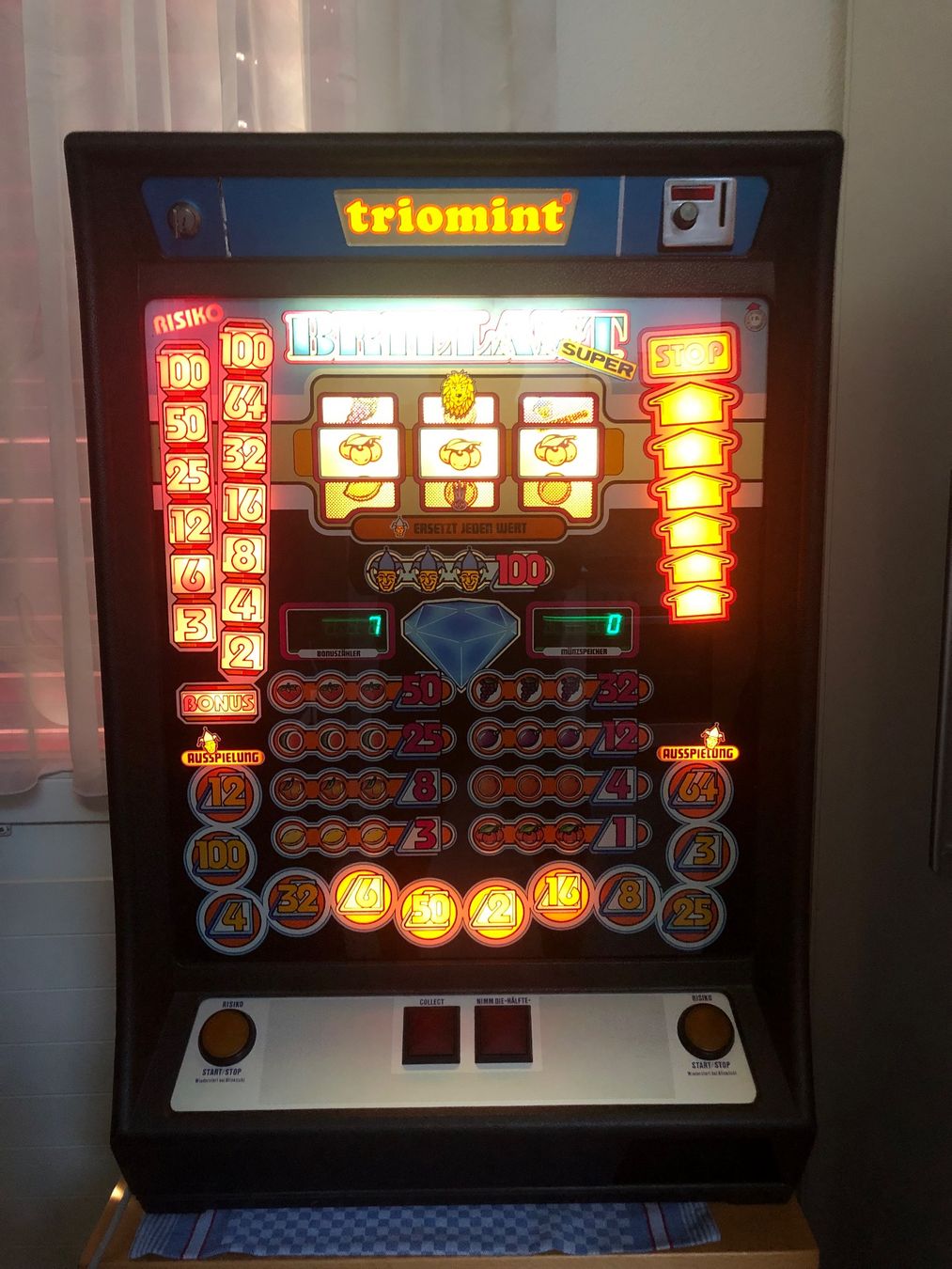 Slot Machine: Triomint Brillant Super – Usato da Worb venduto da Baked 1
