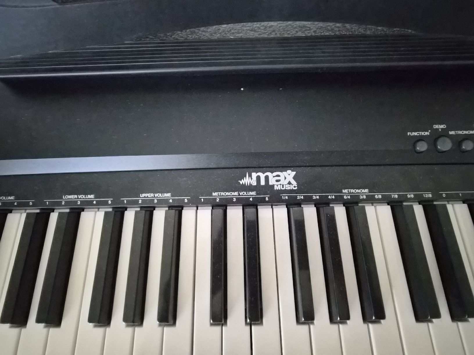 Instruments de musique: Max Music KB6 Digital Piano – D'occasion à Steinmaur par StefanieH1707 1