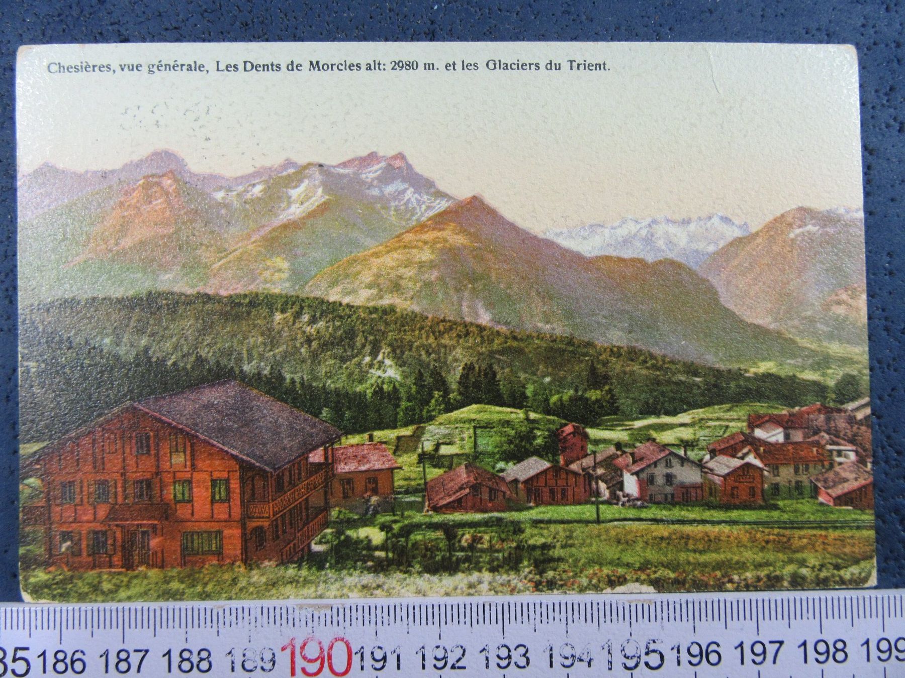Cartoline postali: CHESIERES VD AK VUE GENERALE 1933 – Usato da Ettingen venduto da Hausi4711