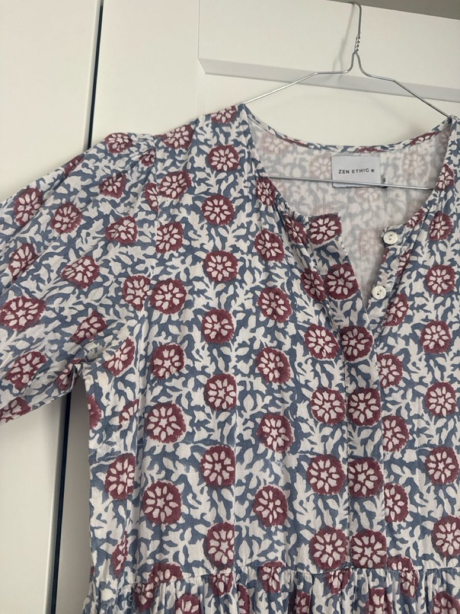 Vestiti: Midi Dress floral pattern size S – Nuovo (secondo la descrizione) da Zürich venduto da leo_5pg2 1